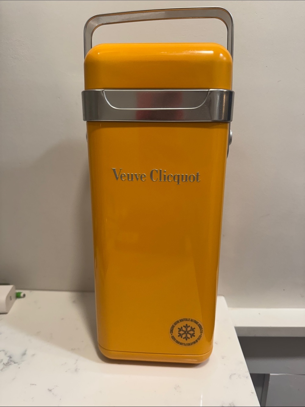 Smeg Veuve mini fridge